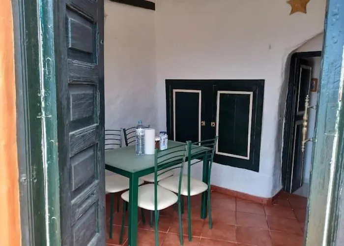Casa Cueva Primera Linea Playa 別荘