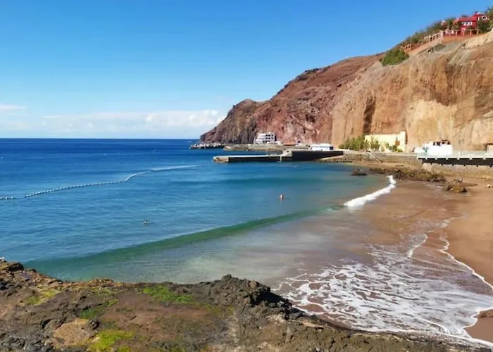 Casa Cueva Primera Linea Playa * Gáldar